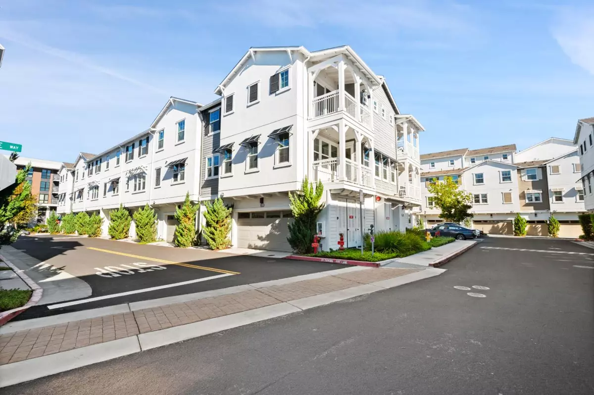 Milpitas, CA 95035,315 Wild Rose WAY