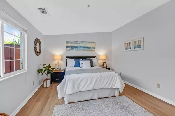 Fremont, CA 94538,4421 Cahill ST