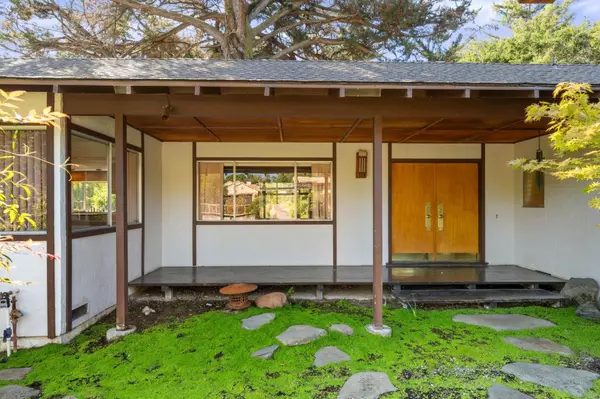Portola Valley, CA 94028,475 Cervantes RD