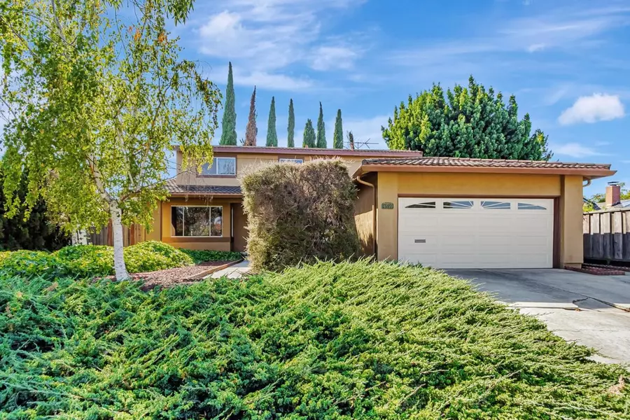 4599 Calle De Farrar, San Jose, CA 95118