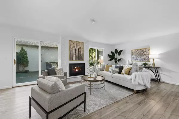 Foster City, CA 94404,971 Marquette LN