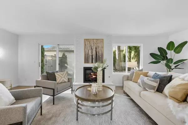 Foster City, CA 94404,971 Marquette LN