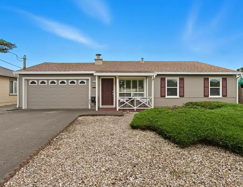 116 Avalon DR, Pacifica, CA 94044