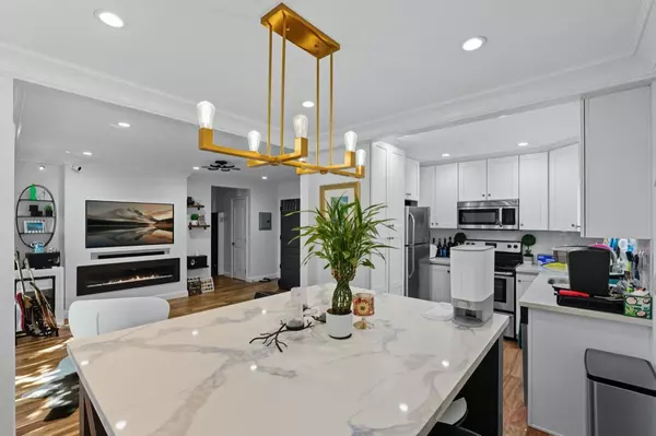 Burlingame, CA 94010,1217 Paloma AVE 3