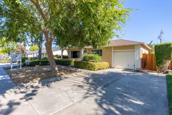 Redwood City, CA 94061,1621 Connecticut DR