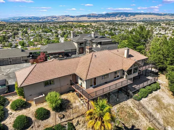 Gilroy, CA 95020,1501 Welburn AVE