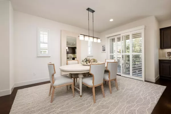 San Mateo, CA 94403,402 Longden AVE