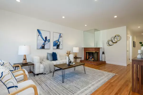 Daly City, CA 94014,4 Royce WAY