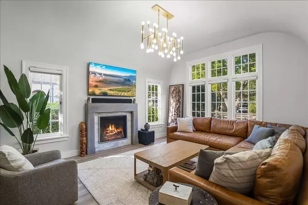 Los Gatos, CA 95032,16760 Magneson LOOP