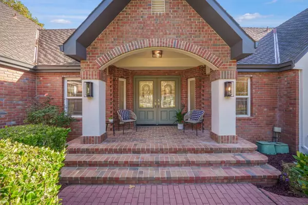 Morgan Hill, CA 95037,17710 Woodland AVE