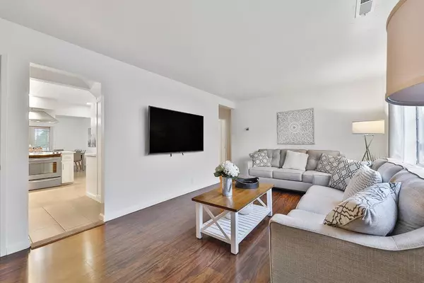 Pacifica, CA 94044,672 Claridge DR