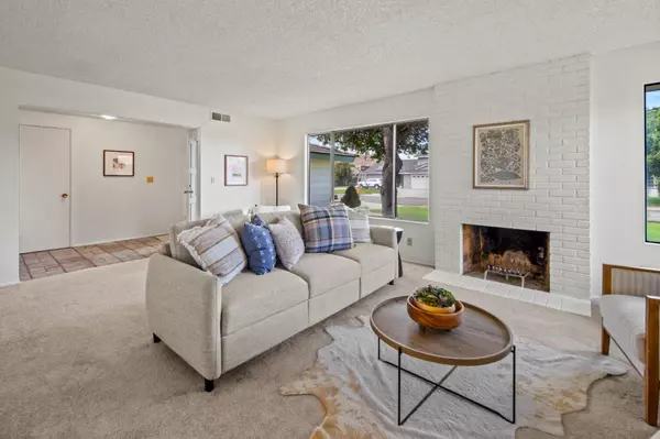 Salinas, CA 93908,22300 Capote DR