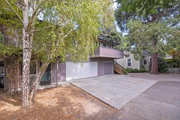 Santa Cruz, CA 95060,33 Edgewood WAY