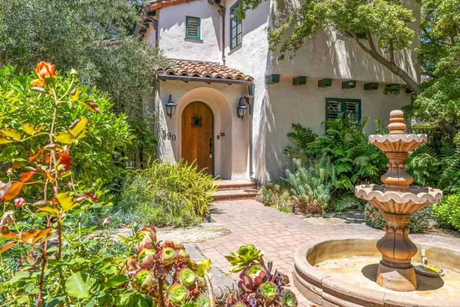 590 Center DR, Palo Alto, CA 94301