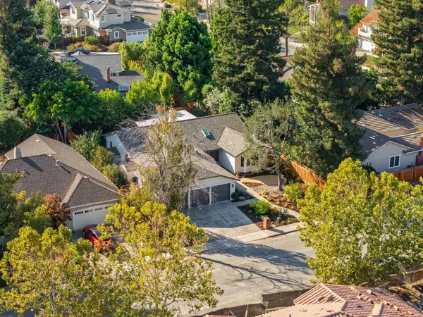 Mountain View, CA 94040,3376 Beaumont SQ