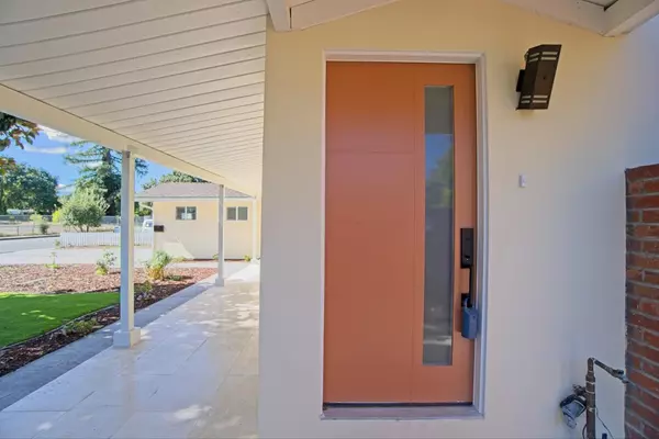 Cupertino, CA 95014,19251 Phil LN