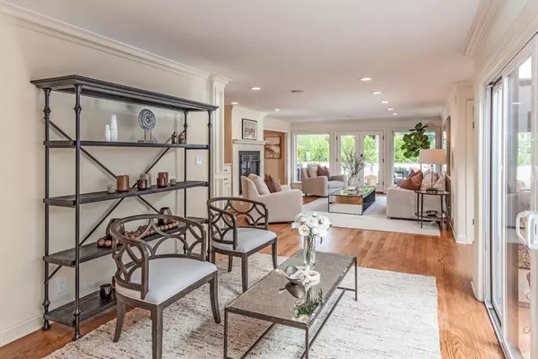 Cupertino, CA 95014,10961 Kester DR