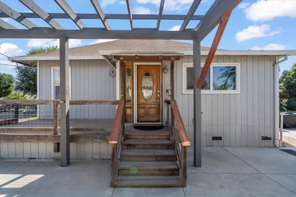 Gilroy, CA 95020,2675 Pacheco Pass HWY