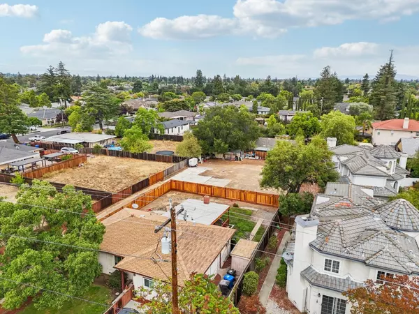 Campbell, CA 95008,1097-1099 W Hacienda AVE