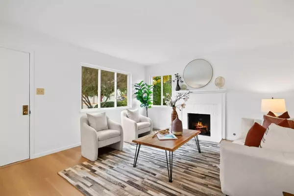 Palo Alto, CA 94303,3136 Genevieve CT