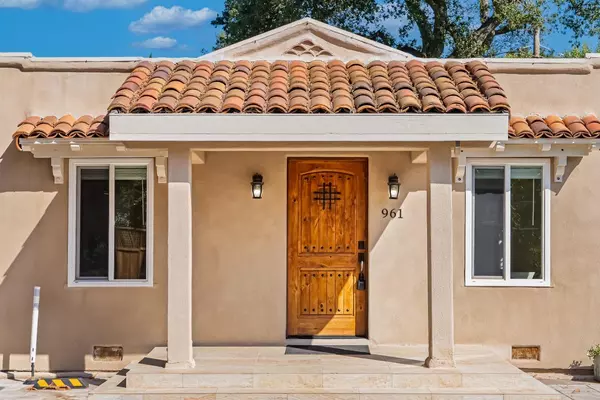 Palo Alto, CA 94301,961 Channing AVE