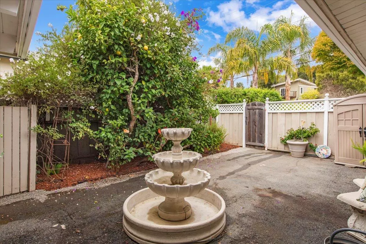 Aptos, CA 95003,538 Clubhouse DR