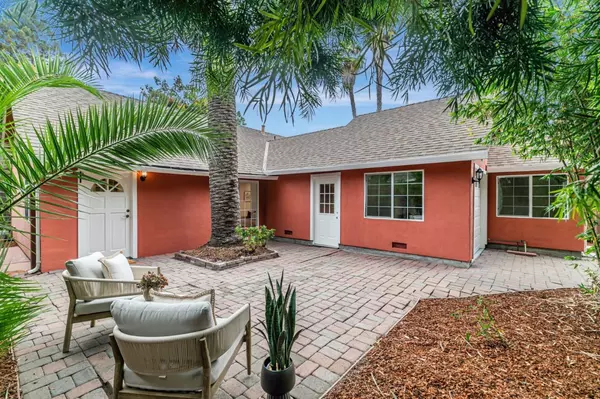Menlo Park, CA 94025,1037 Windermere AVE