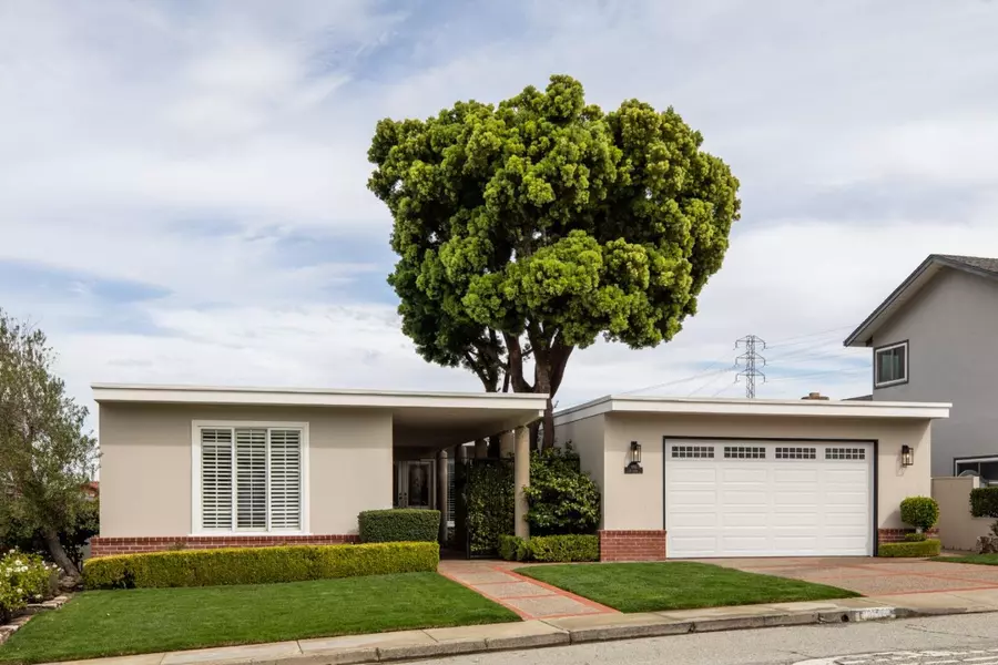 818 Crestview DR, Millbrae, CA 94030