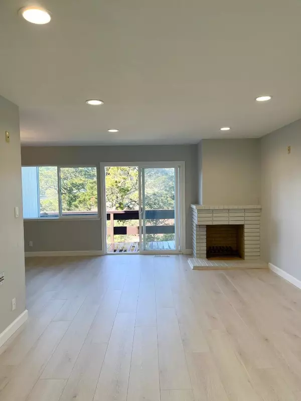 126 Gold Mine DR, San Francisco, CA 94131
