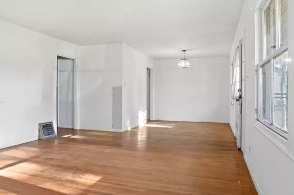 Menlo Park, CA 94025,1053 Ringwood AVE