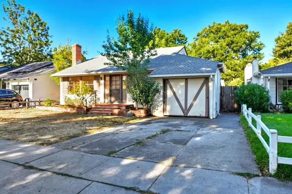 Menlo Park, CA 94025,1053 Ringwood AVE