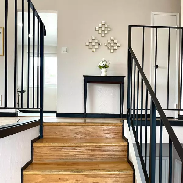 Daly City, CA 94015,5 Bacon CT