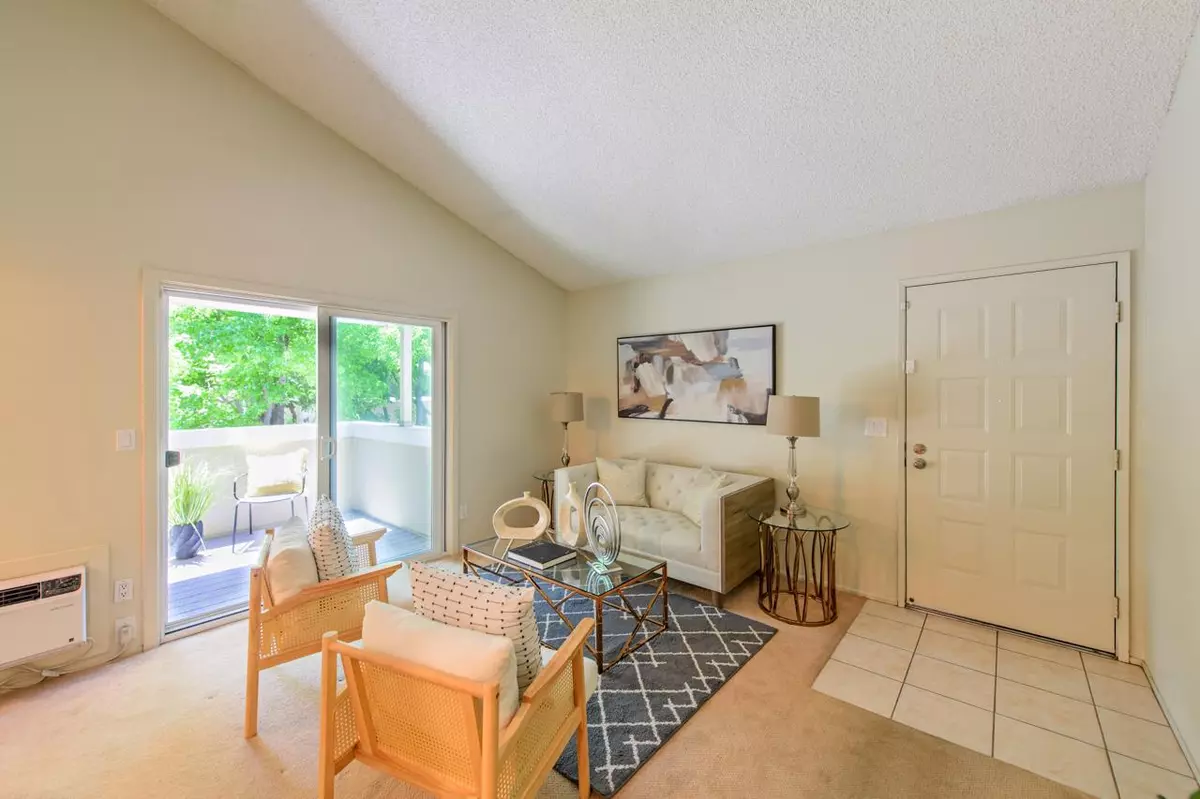 San Jose, CA 95122,1058 Tekman DR