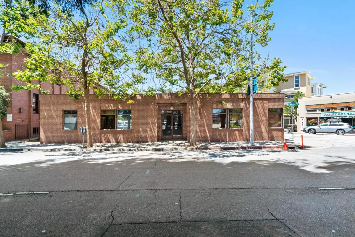 Santa Cruz, CA 95060,129 Water ST