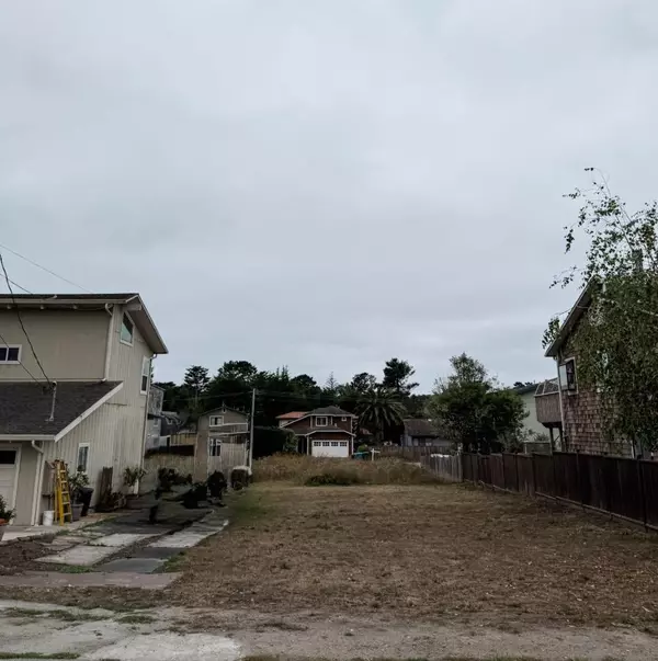 00 Etheldore ST, Moss Beach, CA 94038