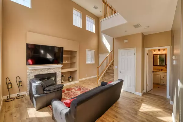Salinas, CA 93906,1808 Bradbury ST