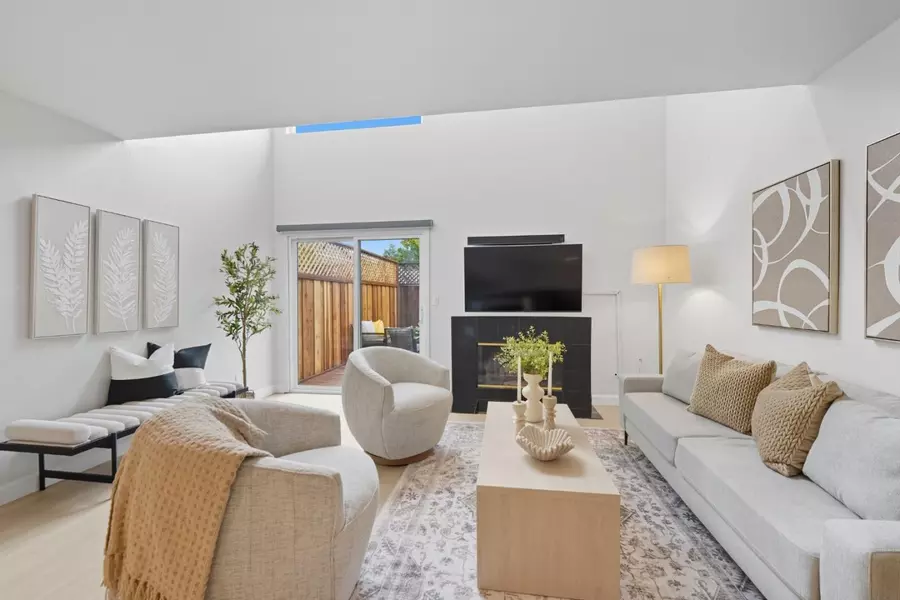 101 Redding RD A4, Campbell, CA 95008