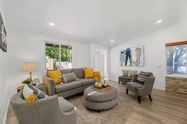 Sunnyvale, CA 94089,1199 Blazingwood DR