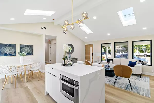 San Jose, CA 95128,1707 Fruitdale AVE