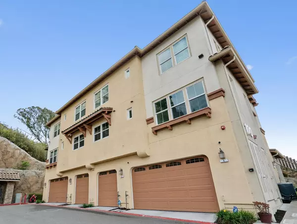 Daly City, CA 94014,100 Chelsea CT B