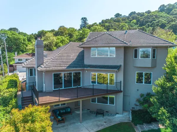Morgan Hill, CA 95037,1055 W Dunne AVE