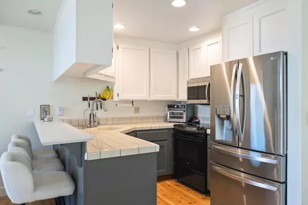 Scotts Valley, CA 95066,26 Carriage LN