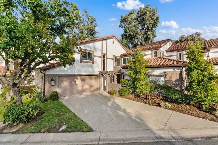 112 El Olivar, Los Gatos, CA 95032