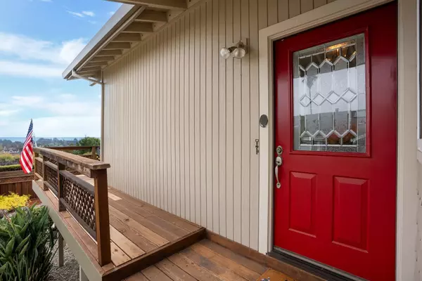 Aptos, CA 95003,7547 Arden WAY
