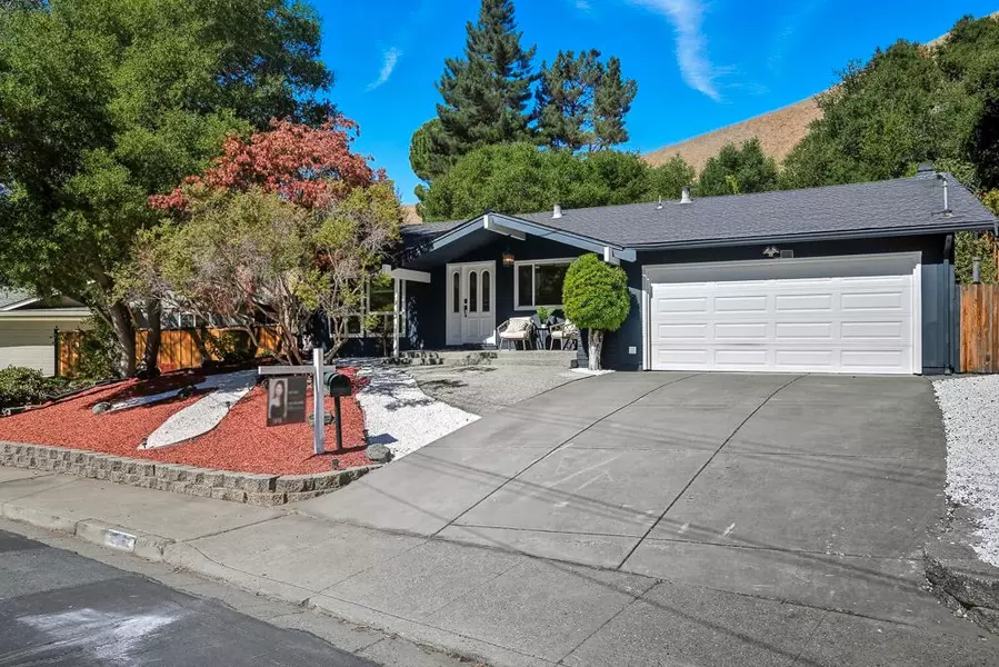 2563 Patra DR, El Sobrante, CA 94803