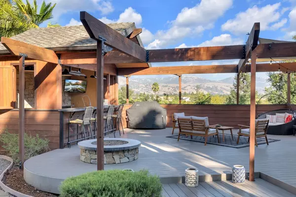 Morgan Hill, CA 95037,85 W 5th ST