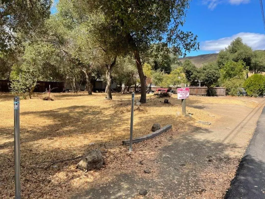 Clearlake, CA 95422,2862 9th ST