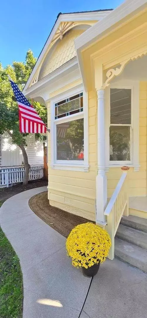 Hollister, CA 95023,375 South ST