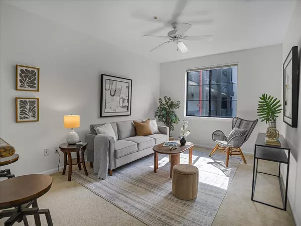 San Jose, CA 95112,1060 S 3rd ST 216