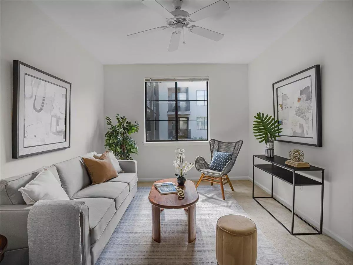 San Jose, CA 95112,1060 S 3rd ST 216